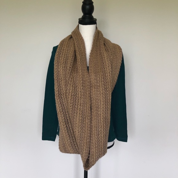 Infinity scarf - Picture 3 of 3